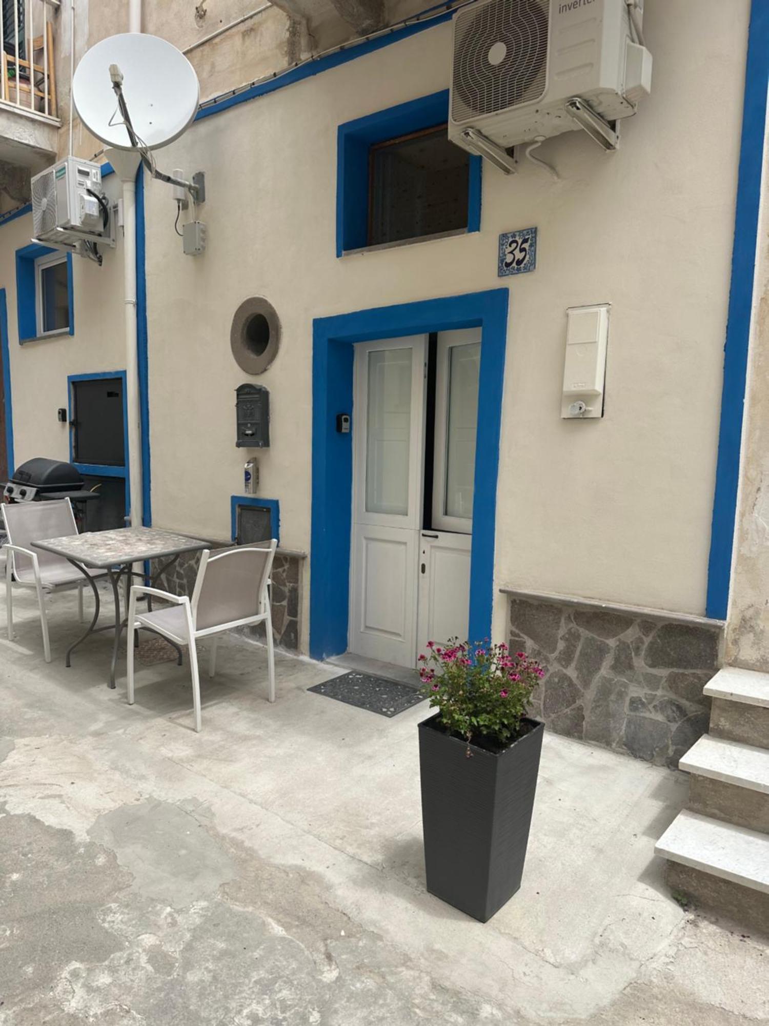 Itaca Villa Lipari  Exteriör bild